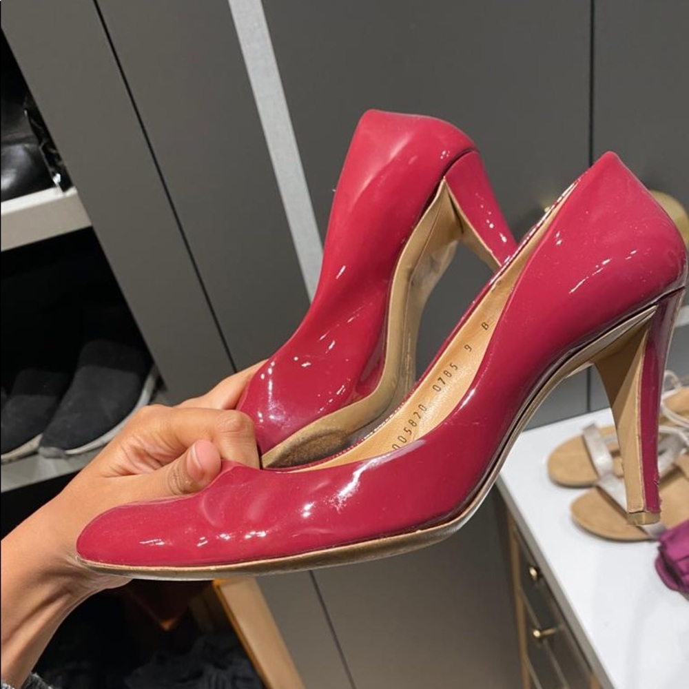 Cranberry (not red and not magenta - lovely colour) Ferragamo pumps. Size 9
